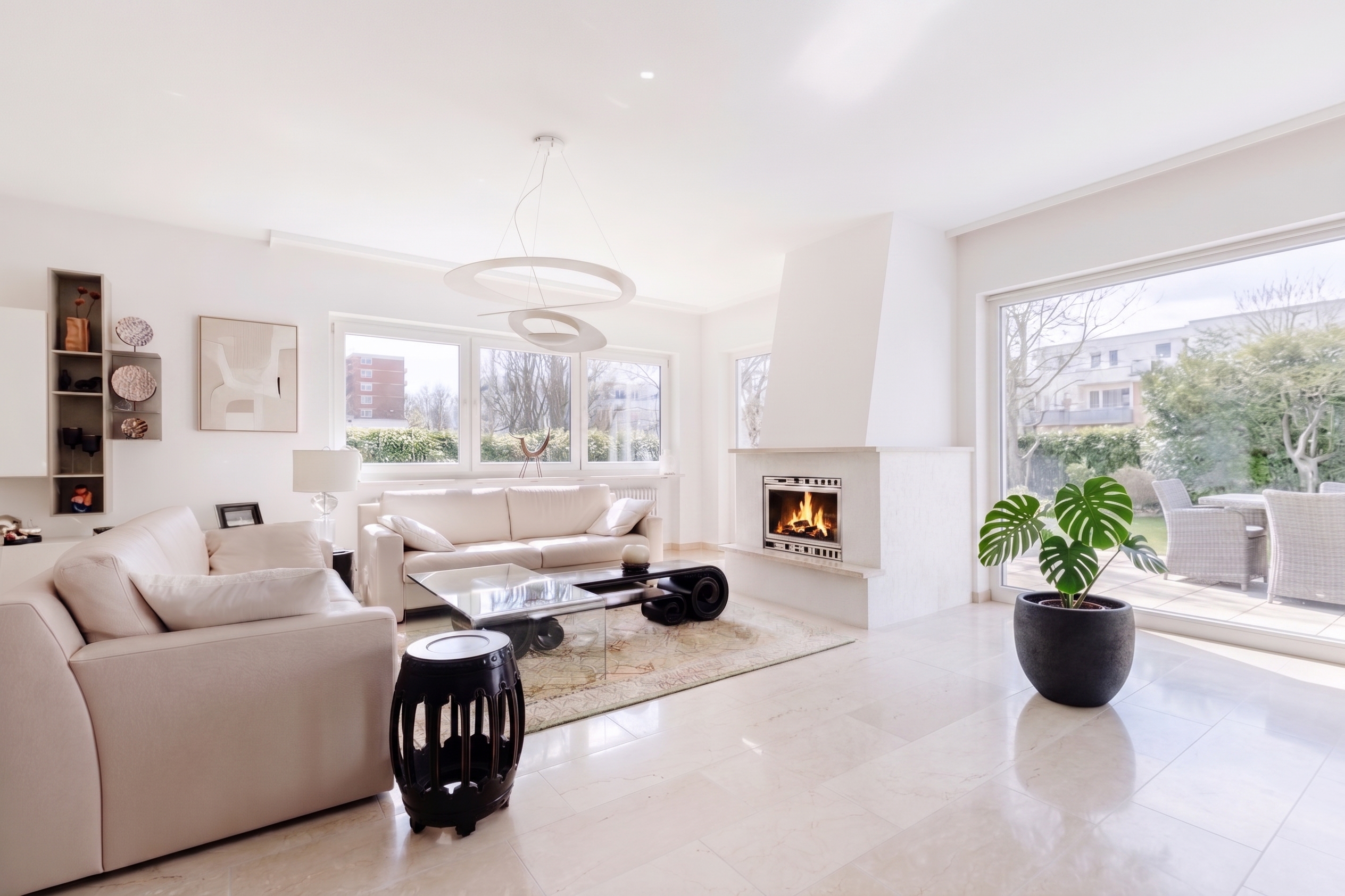 Stylishly modernized bungalow with upscale amenities and a tranquil garden