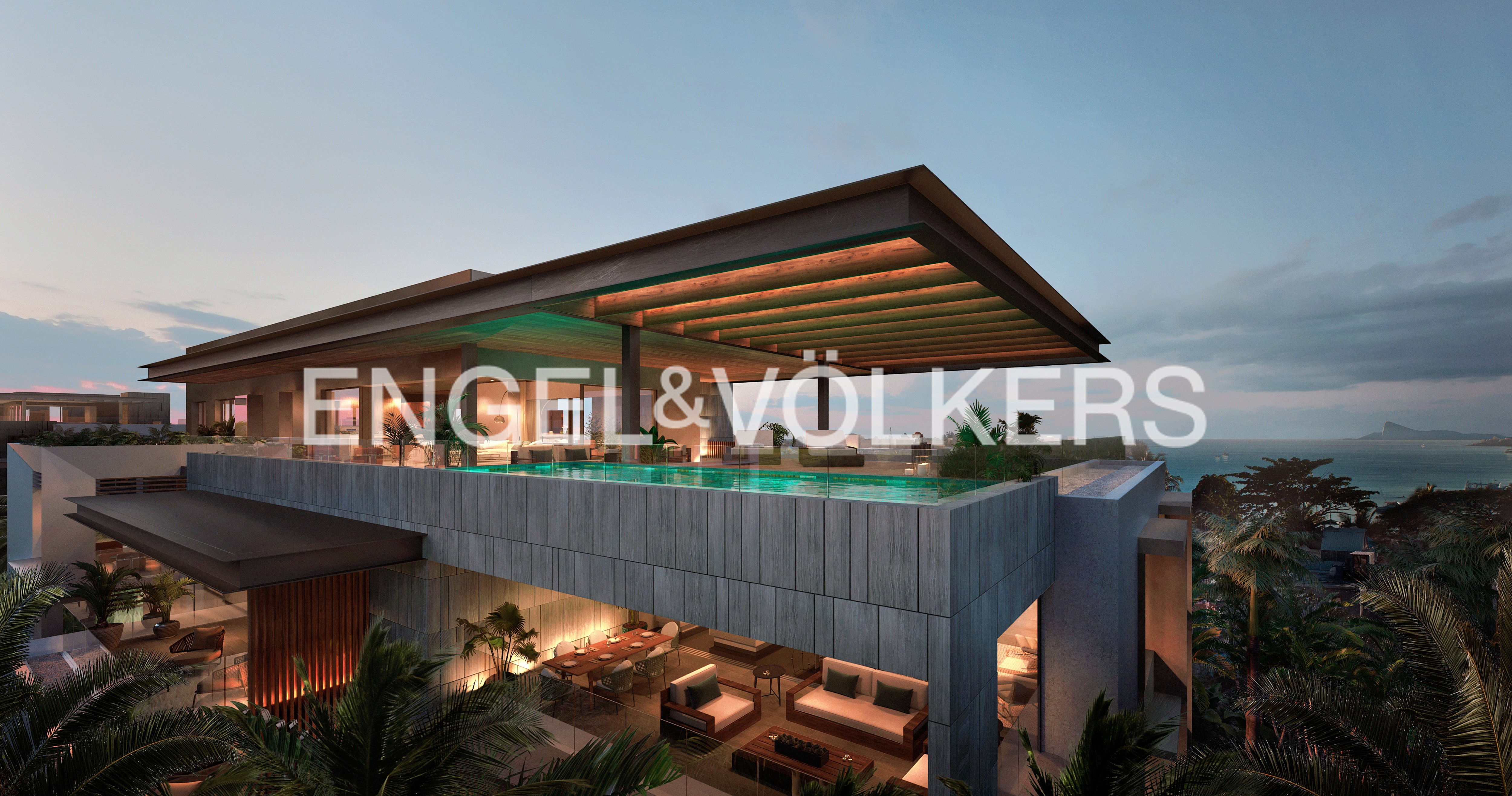 A Penthouse Retreat in the heart of  Golf and Beach Splendour