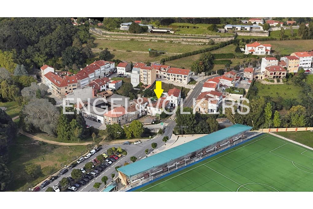 Engel&Völkers vende casa para rehabilitación total en Santa Isabel, Santiago de Compostela