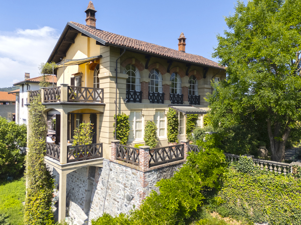 Historic residence with panoramic view