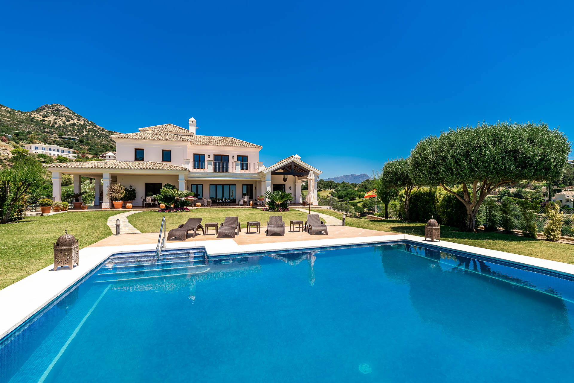 Atemberaubende Villa in erster Reihe am Golfplatz im Marbella Club Golf Resort