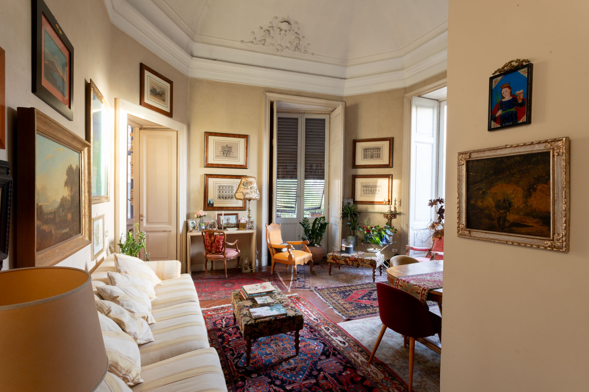 Il tuo spazio tra Viale Regina Margherita e Villa Bellini