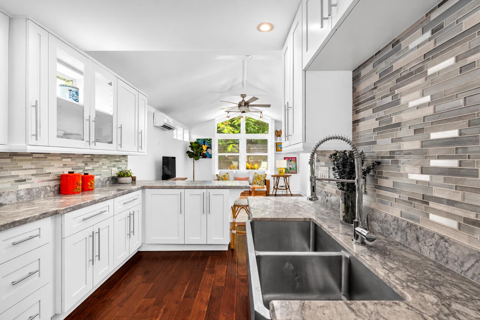 Turnkey Island Living in Historic Old Town