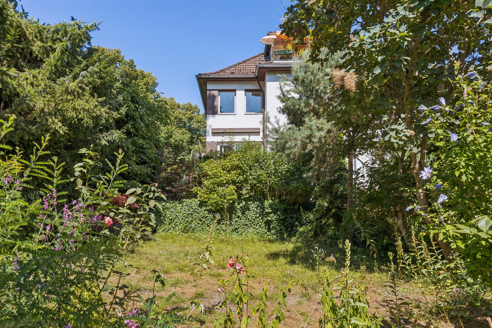 Vermietete Dachgeschosswohnung in bester Lage von Waidmannslust