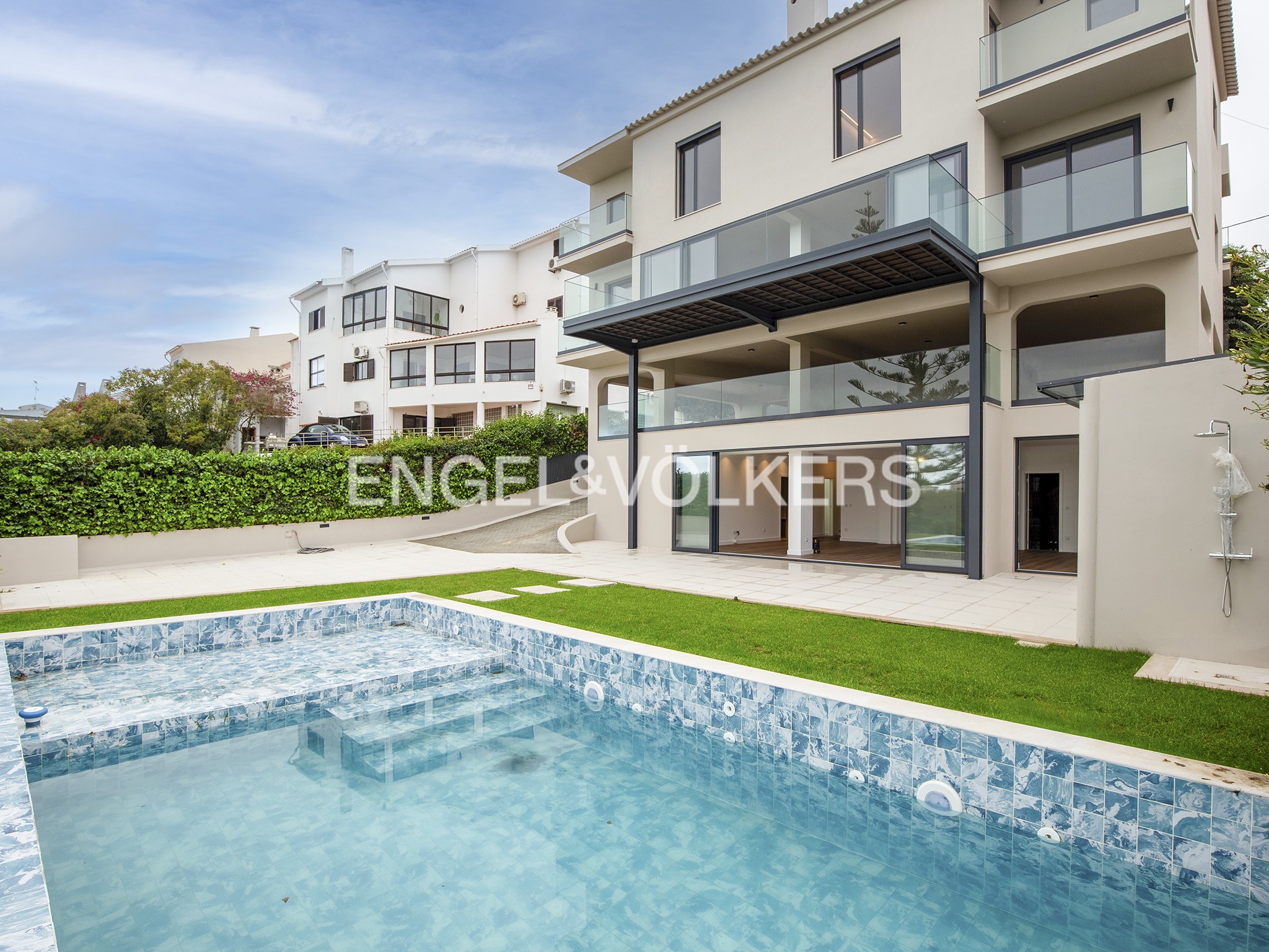 7 Bedroom Mansion with pool in Setúbal