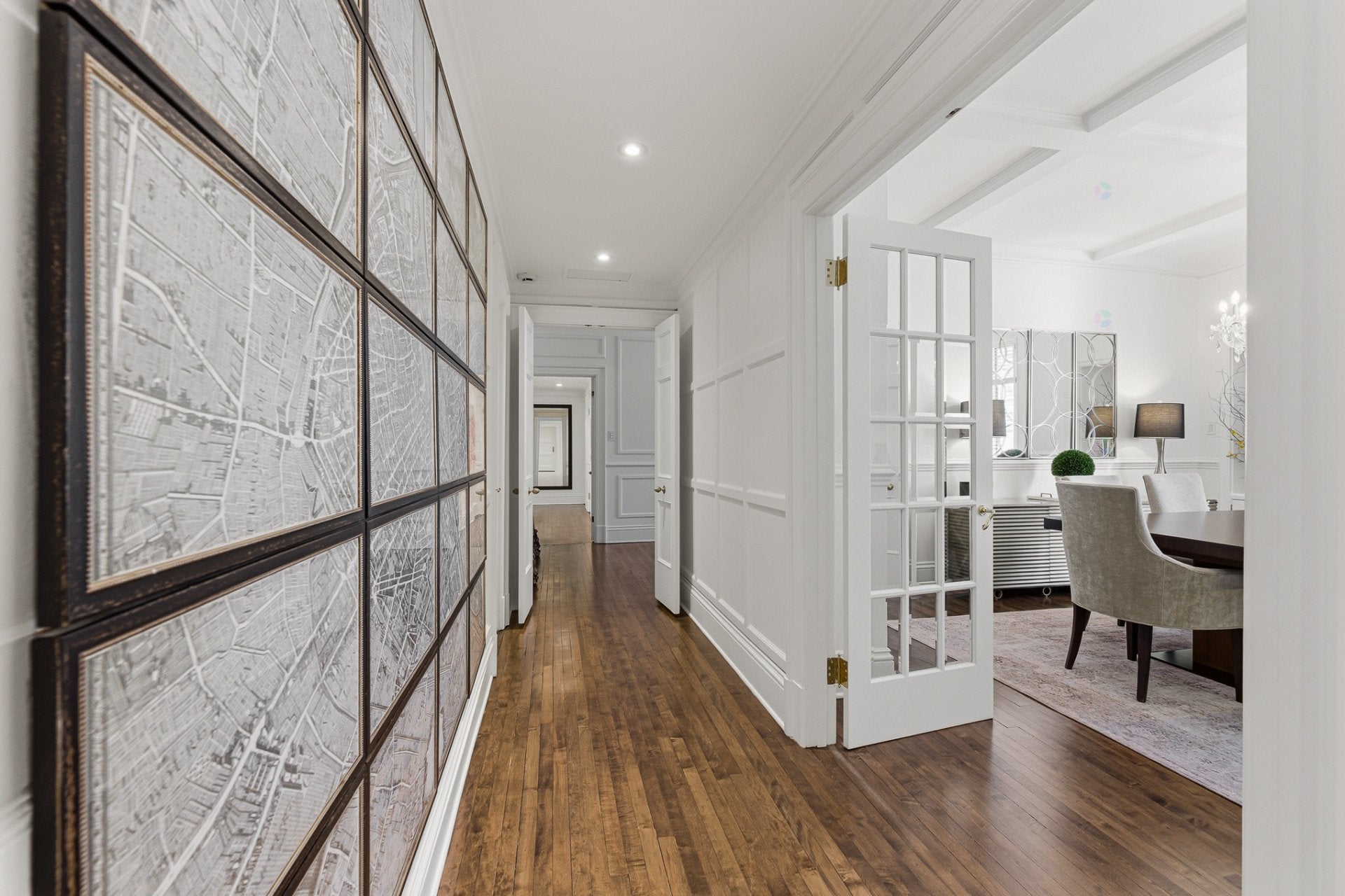 Prestigious full-service address with refined urban living