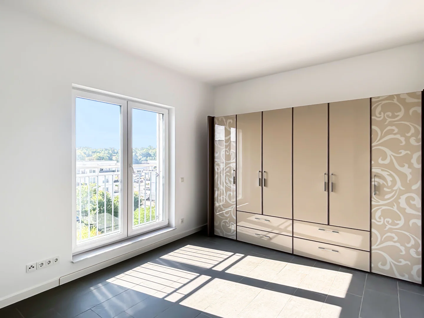 Lichtdurchflutete 3-Zimmer-Residenz mit Wasserblick - Photo 4