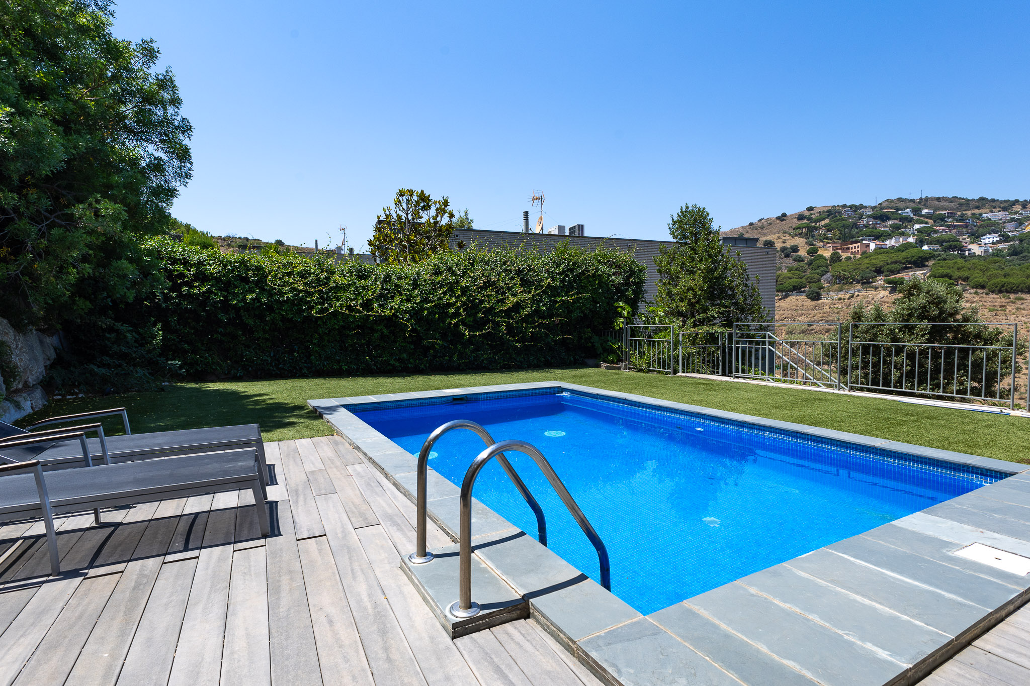 Detached house with stunning views in Alella