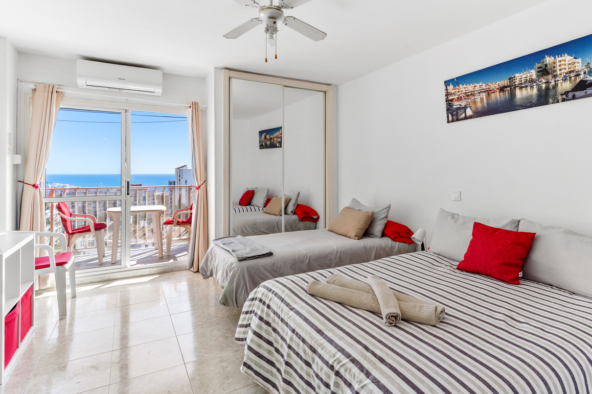 Studio with stunning sea and panoramic views
