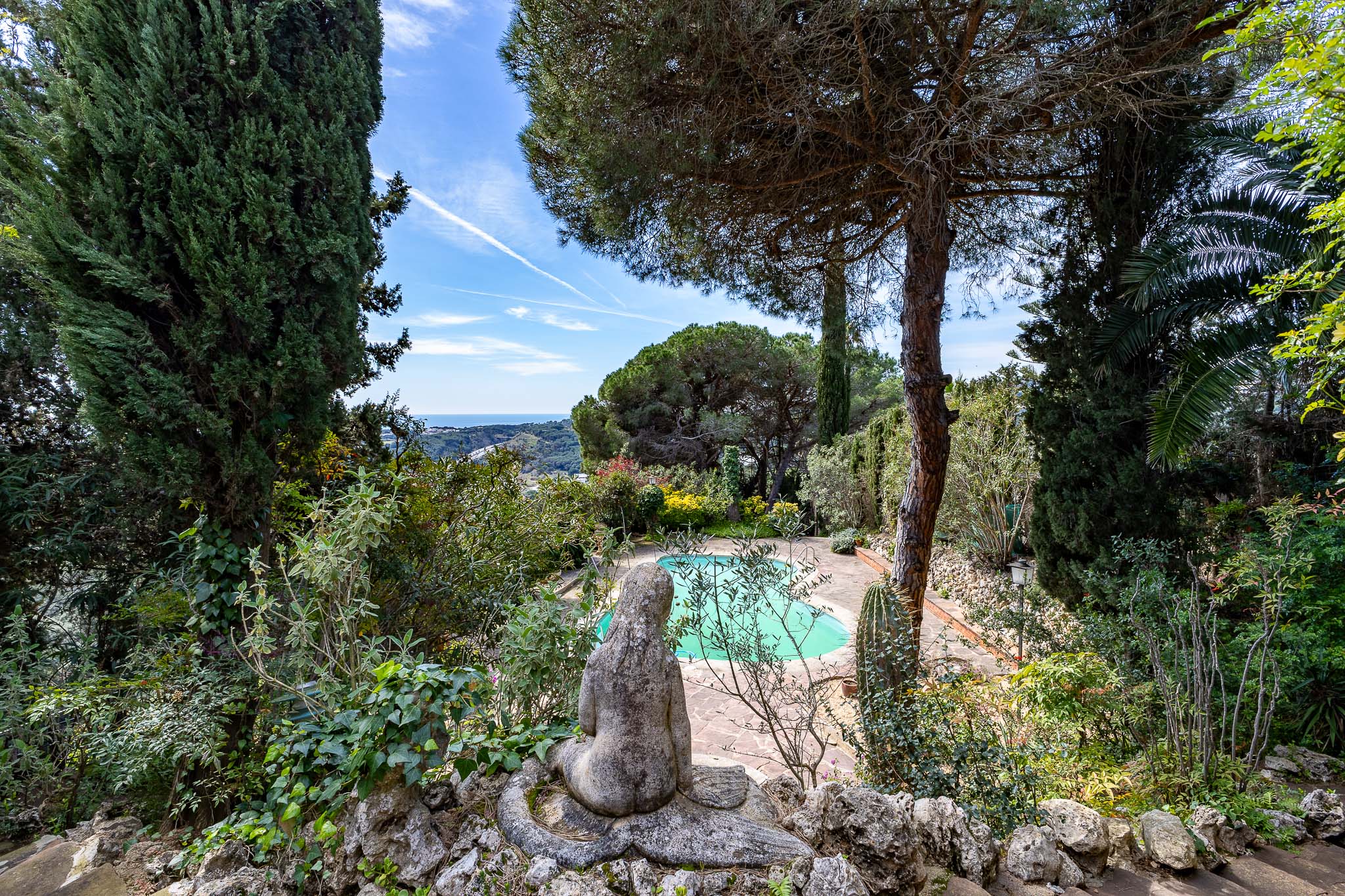 Magnificent villa with spectacular views and tourist rental license