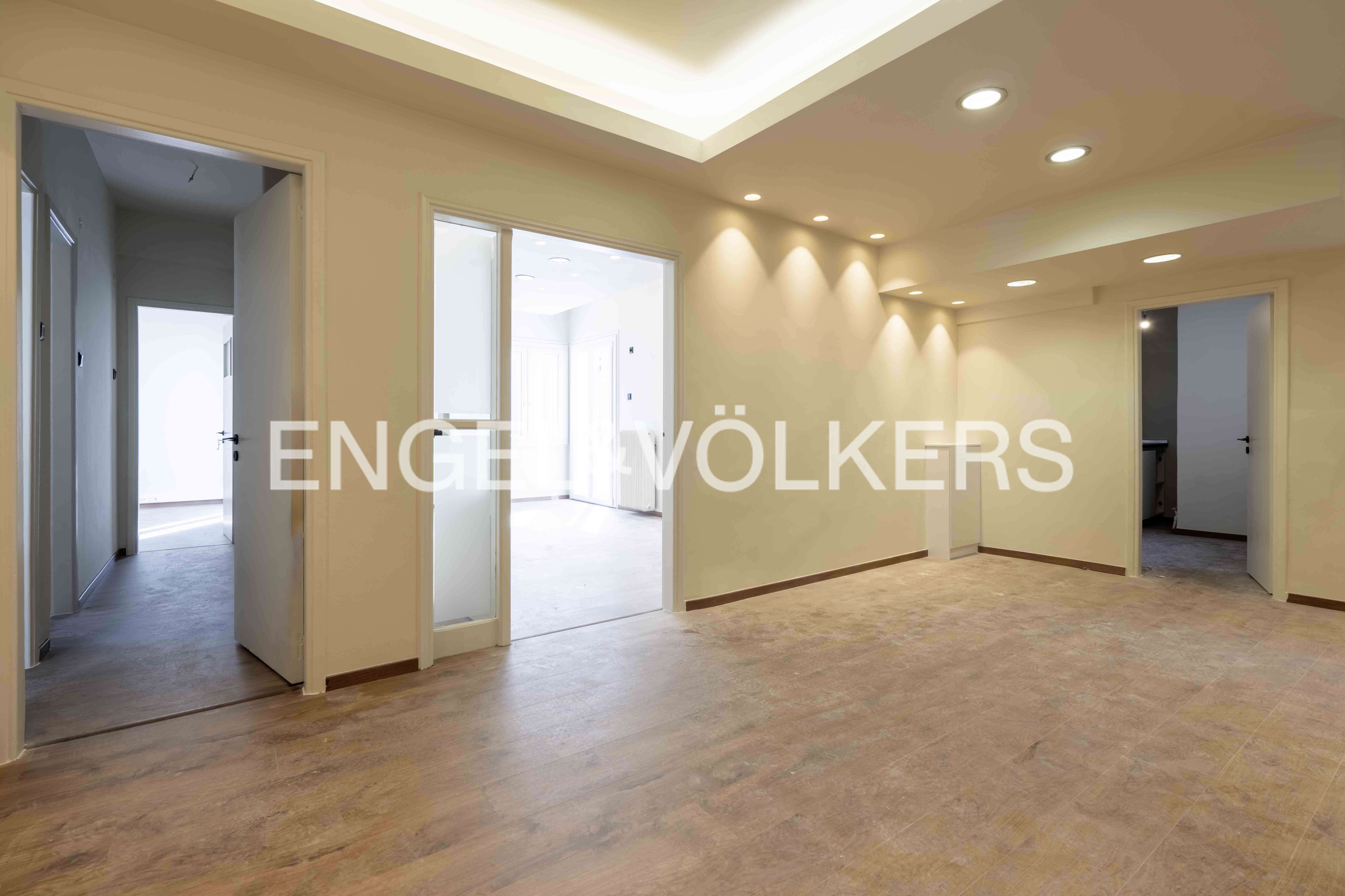 Spacious and renovated apartment in Kolonaki