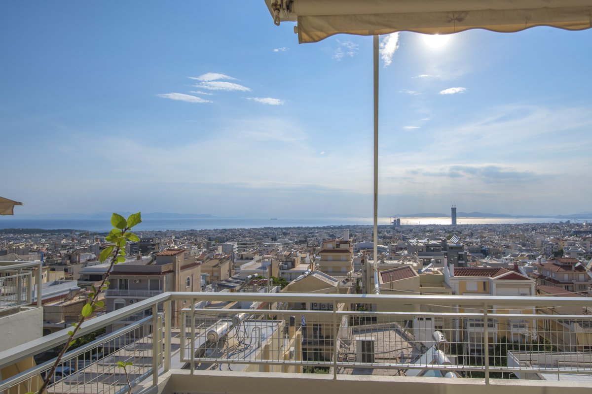 Penthouse apartment with stunning sea view in Ano Glyfada