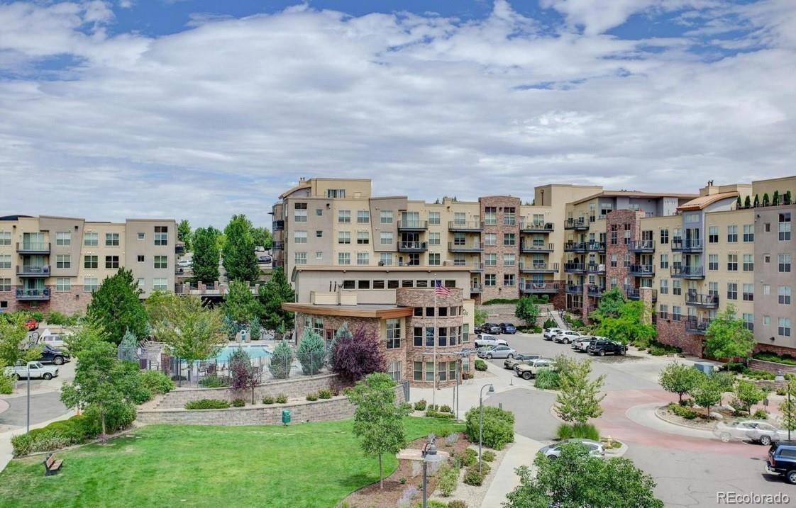First-Floor 2BR Condo with Private Parking Access Near DTC