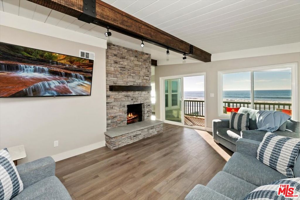 Beachfront Condo with Stunning Ocean & Sunset Views