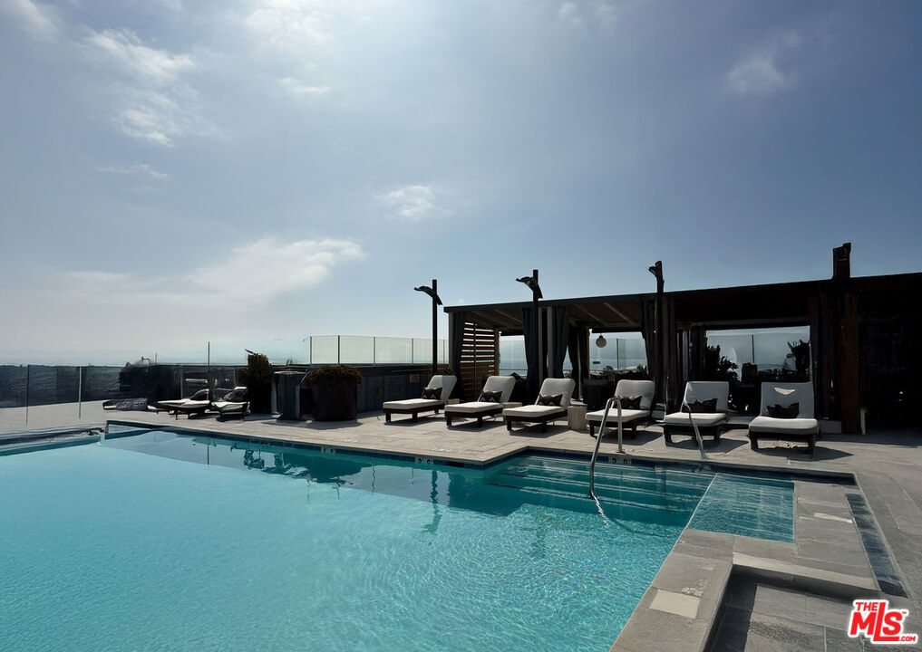 The Pinnacle of Coastal Luxury at The Seychelle