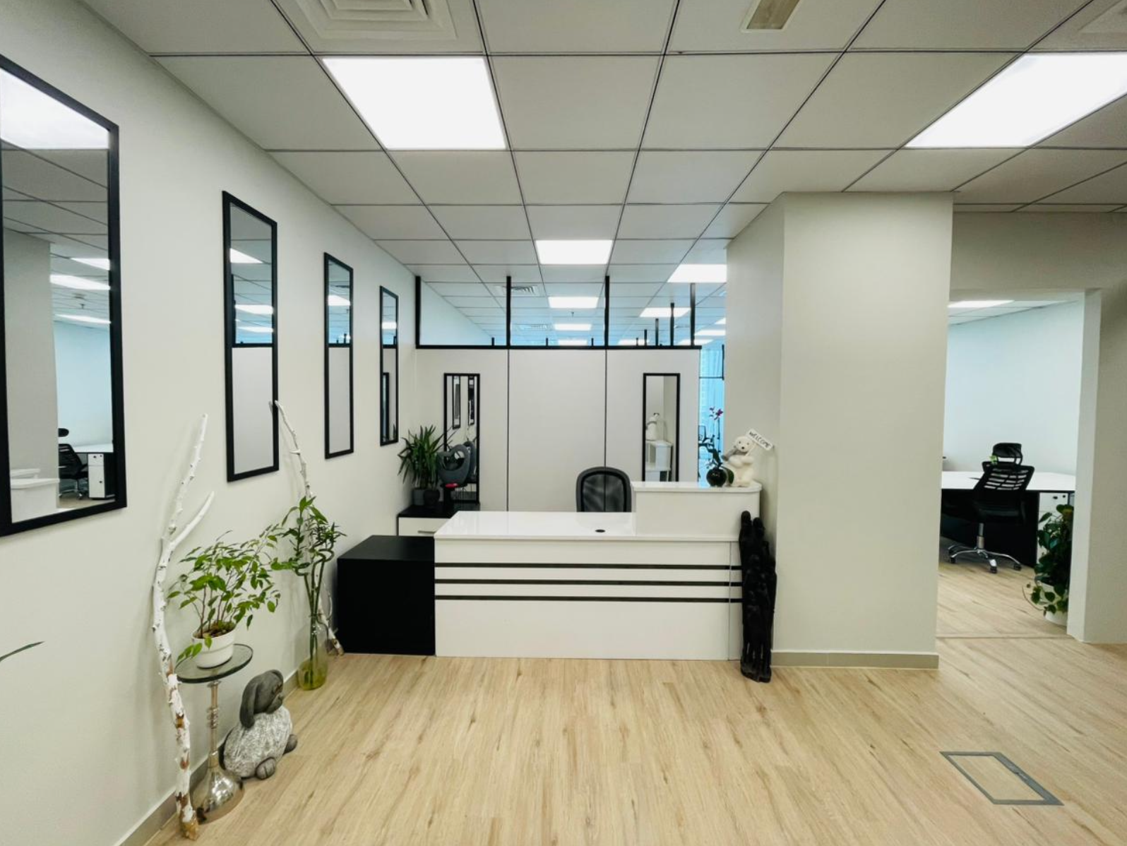 Premium Fit-out | Large Layout | Vacant Now