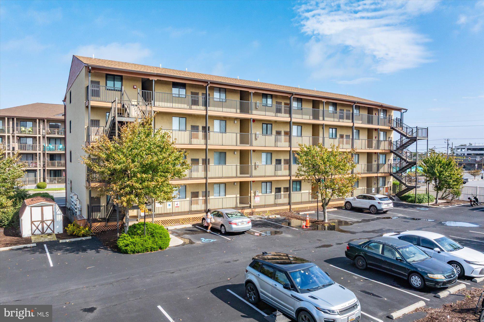 Coastal Charm with First Floor Convenience