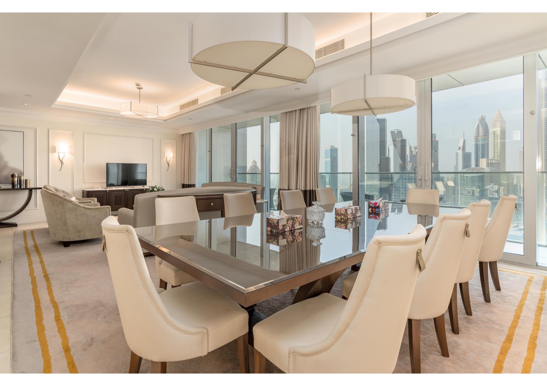 Luxurious | Panoramic Skyline Views | Penthouse