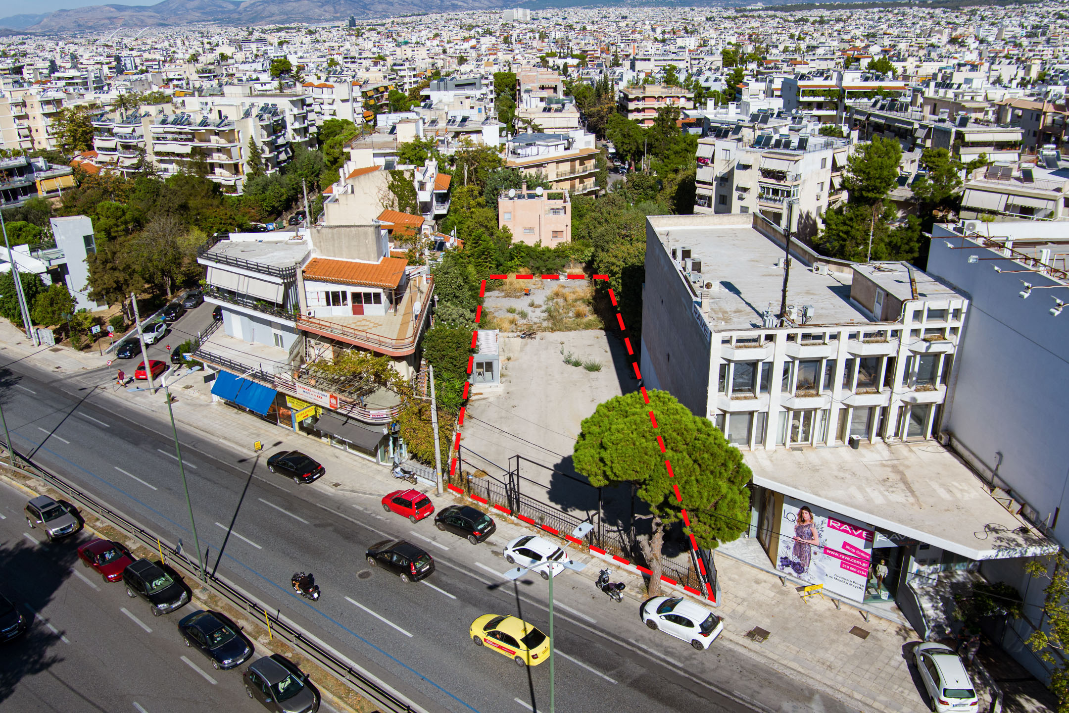 Investment plot centrally located in Agia Paraskevi