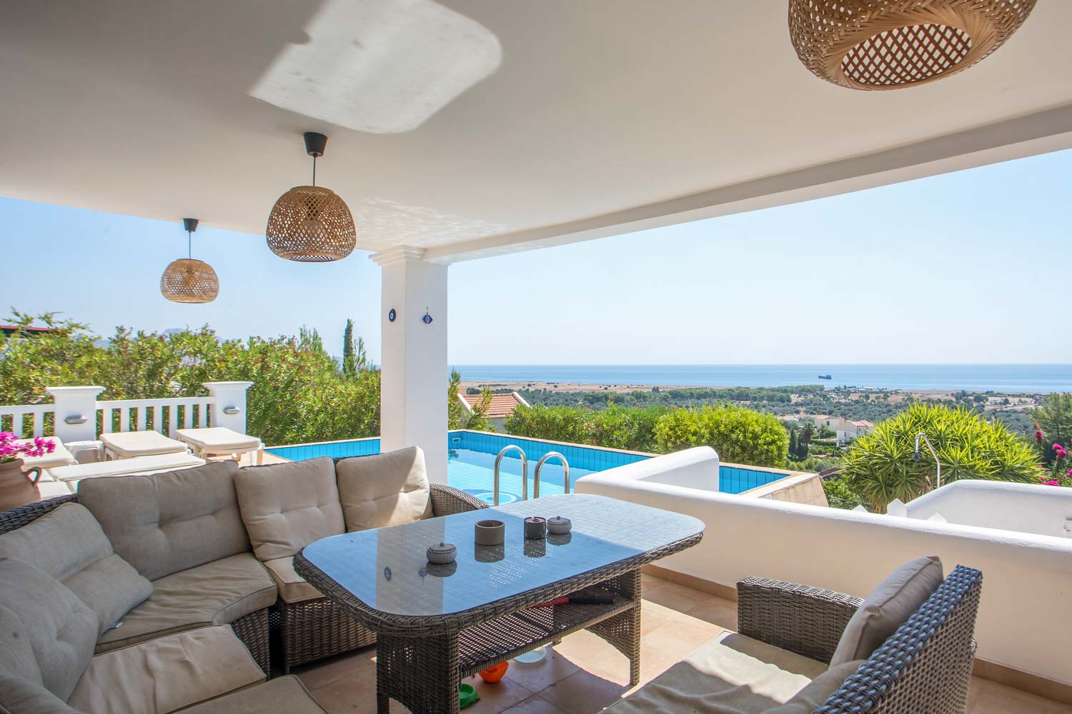 Sea view villa on the slopes of Kalathos