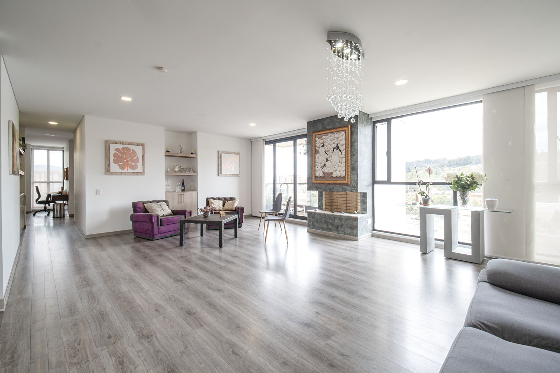 Apartamento clubhouse con balcones para venta en Colina Campestre