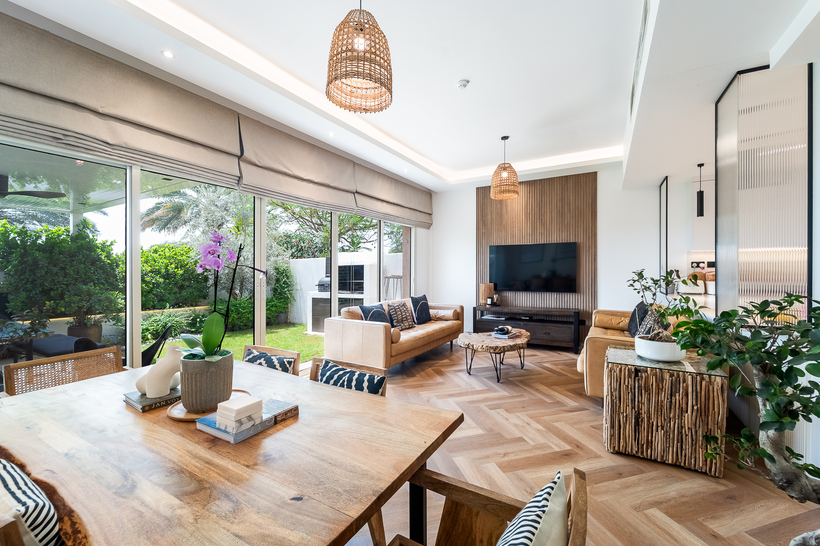 Full Renovation | Modern | Vacant on Transfer