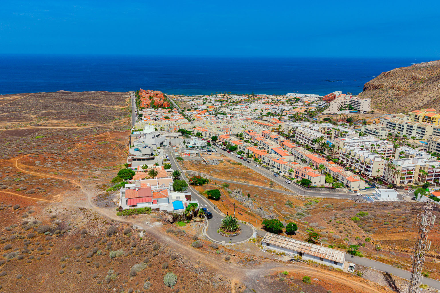 Parcel·la exclusiva amb llicència d’obres per a una vila de luxe en un entorn privilegiat