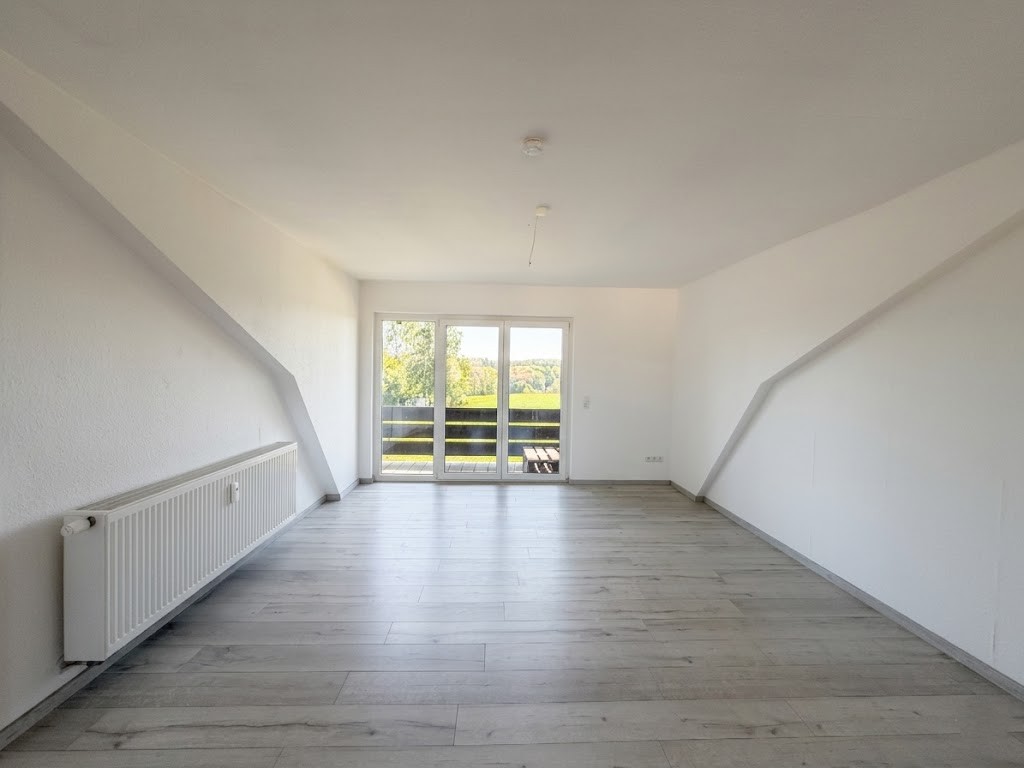 Helle 4 Zimmer Wohnung in ruhiger Lage!