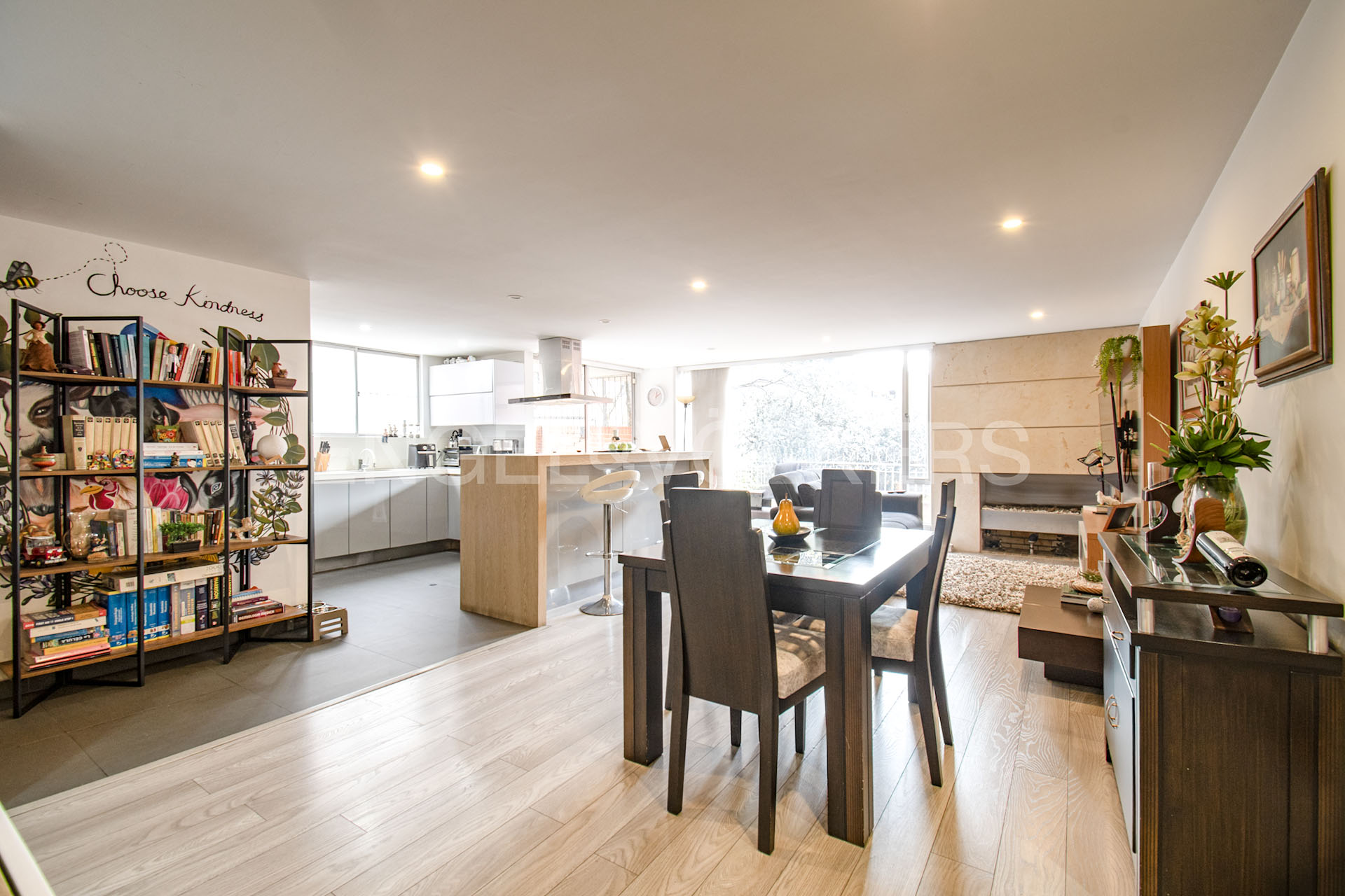 Apartamento con terraza para venta en Chicó Navarra