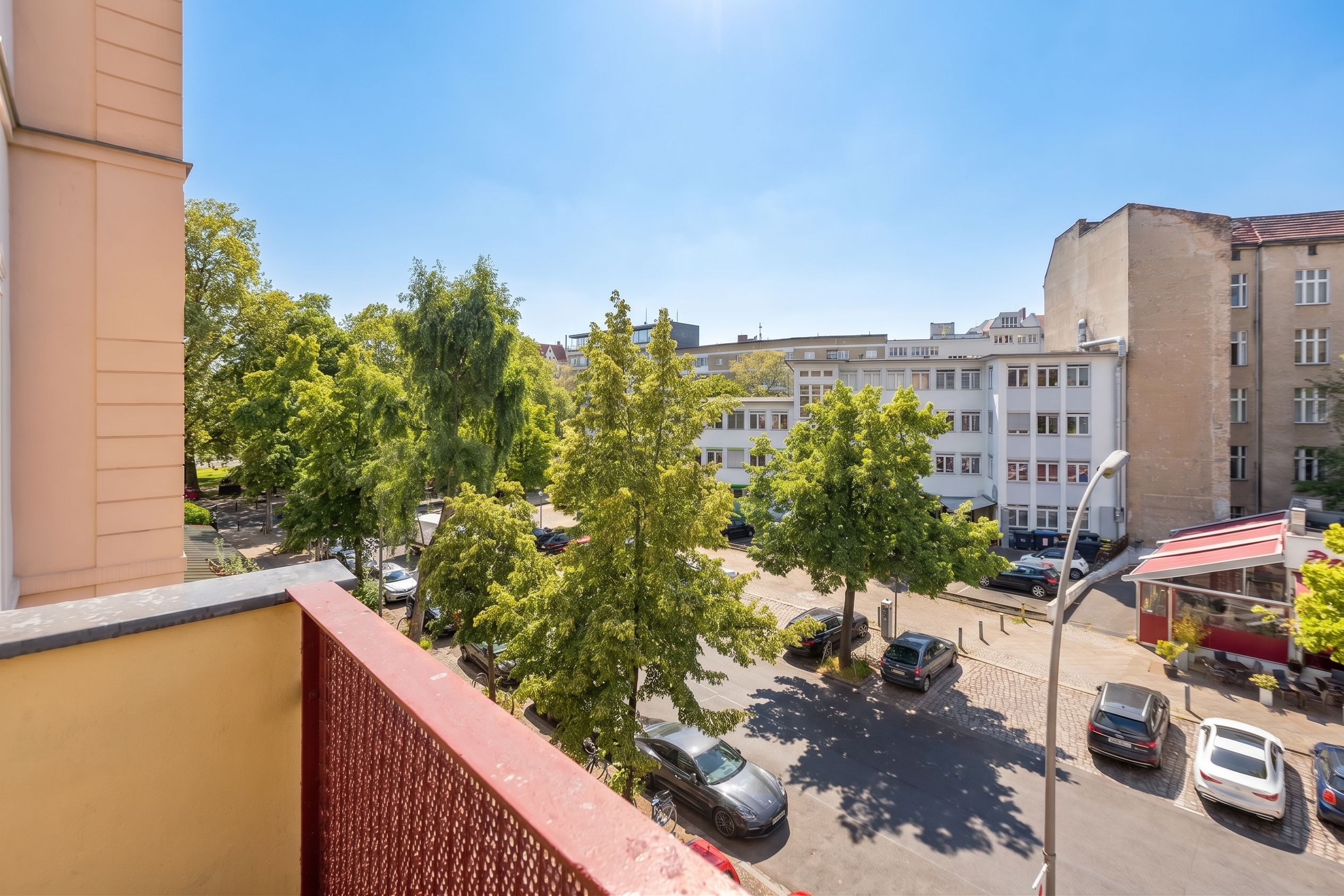 Modernes Wohnen am Savignyplatz mit Stellplatz