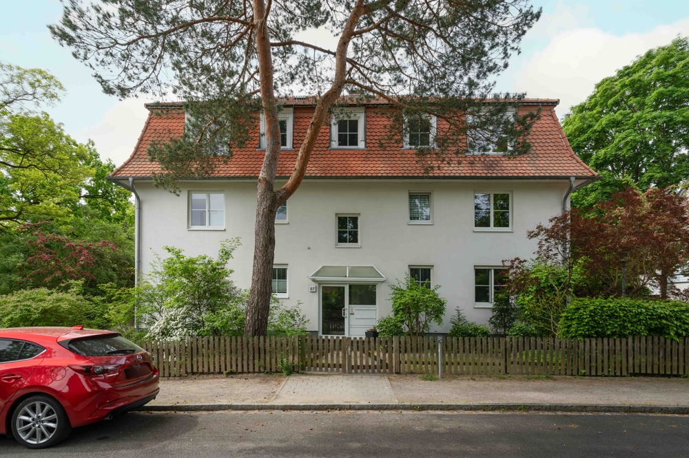 Stilvolles Mehrfamilienhaus in Kleinmachnow - Wohnen am Grünen Rand Berlins