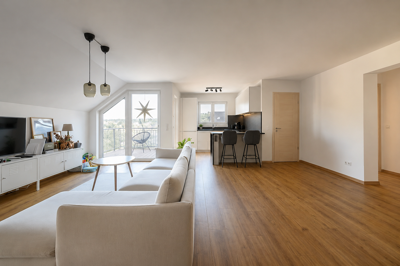Moderne und  helle 4-ZKB Wohnung in beliebter Lage von Deidesheim!