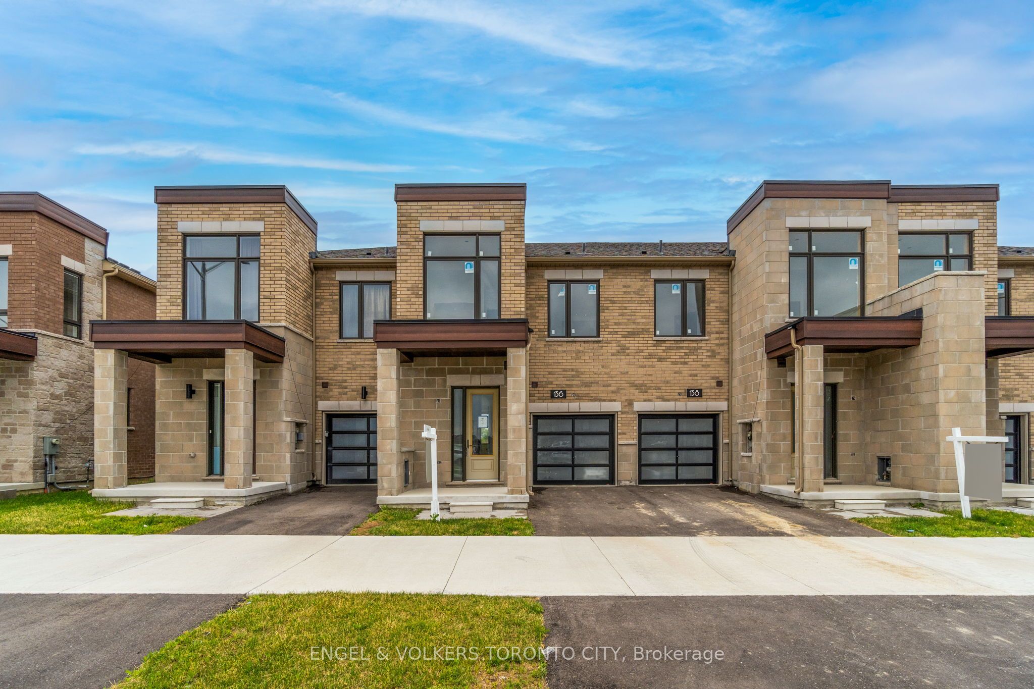 Remington Homes Freehold Townhome | Design Your Finishes