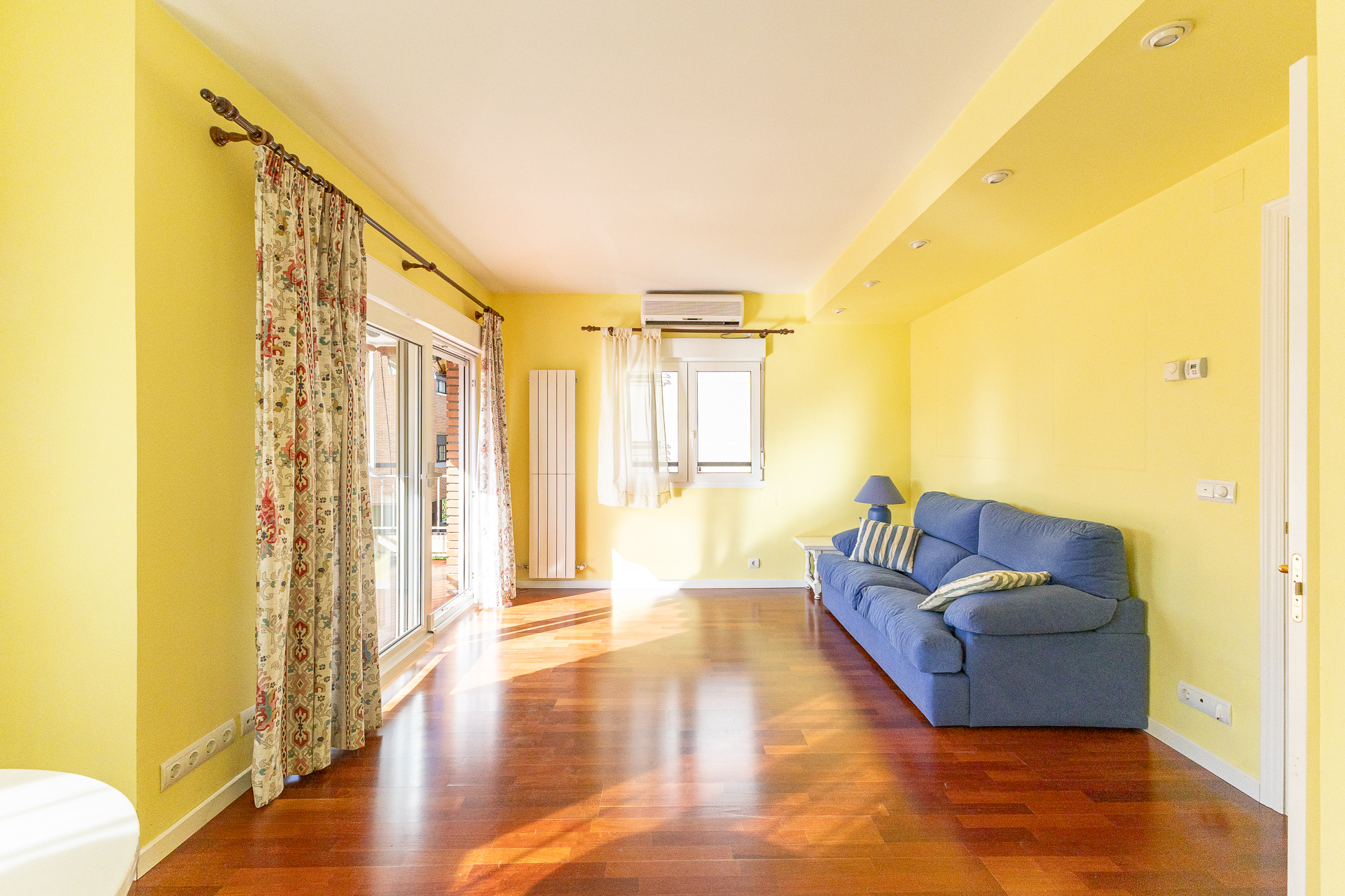 Exclusive home in Arturo Soria with terrace, pool, garage and storage room