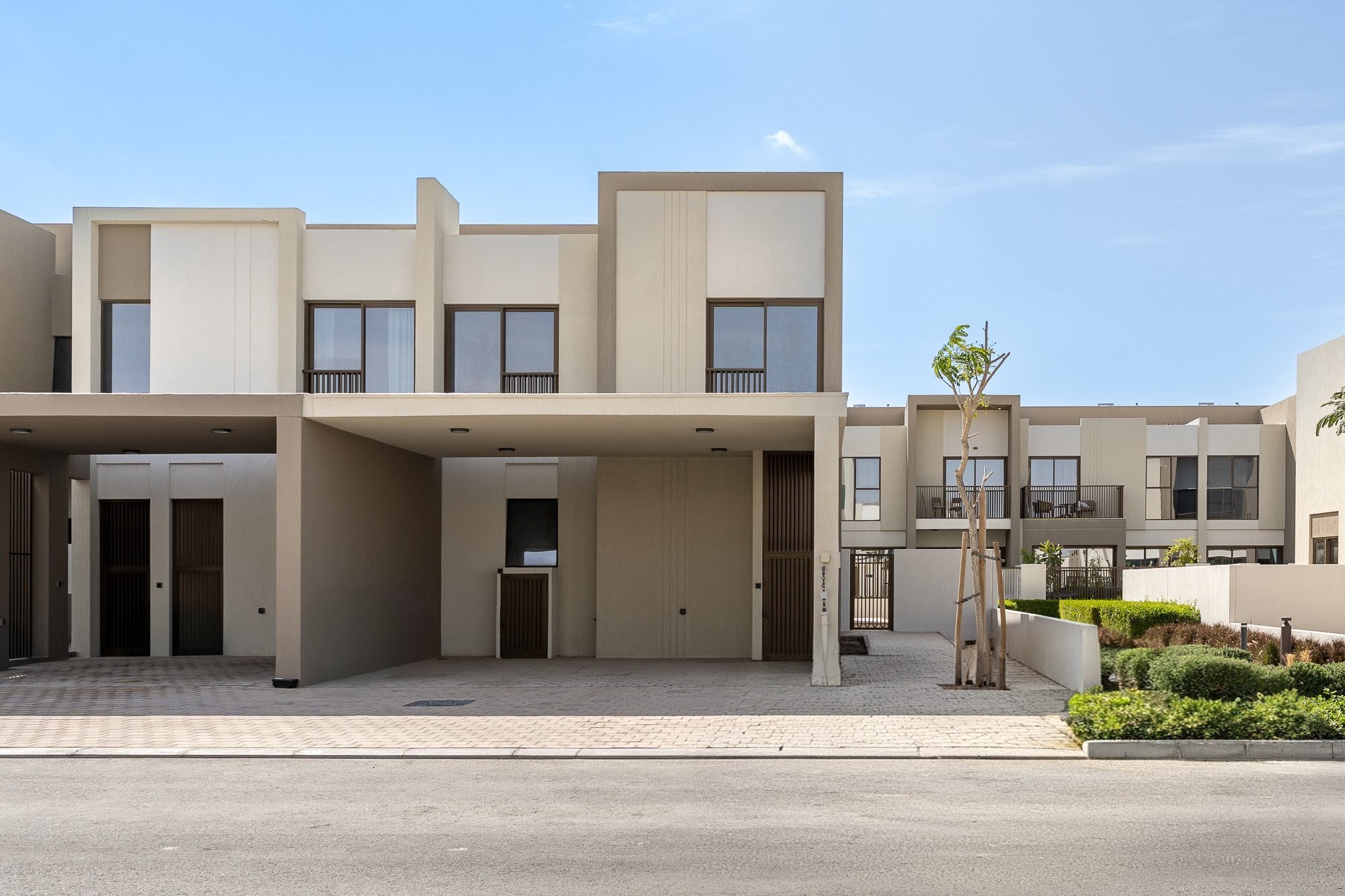 End Unit | Brand New | Close To Amenities