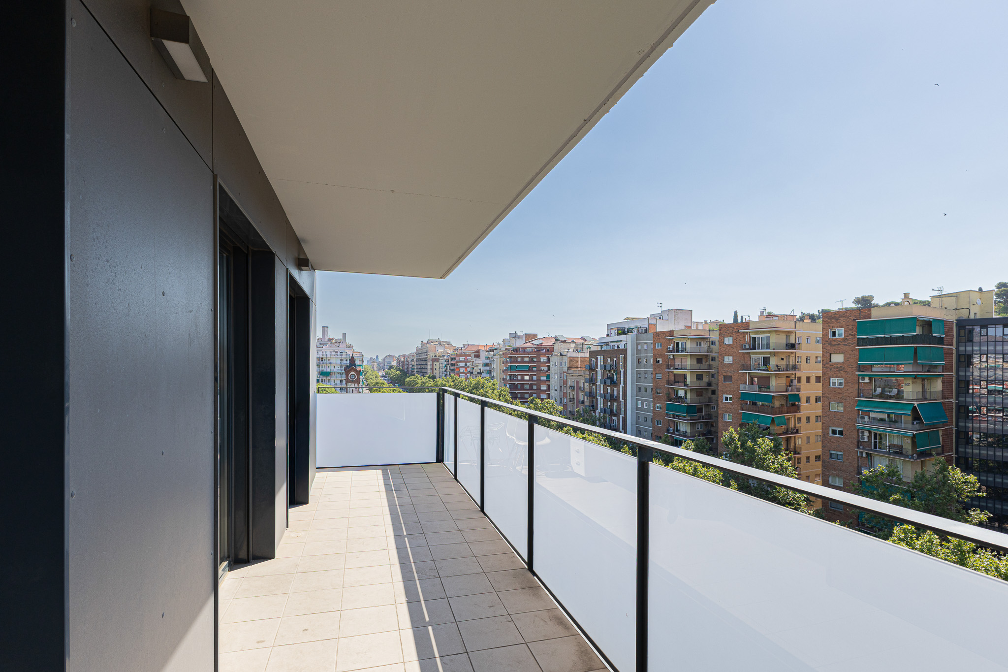 Exclusive apartment on Gran Via de les Corts Catalanes with open views of Montjuïc