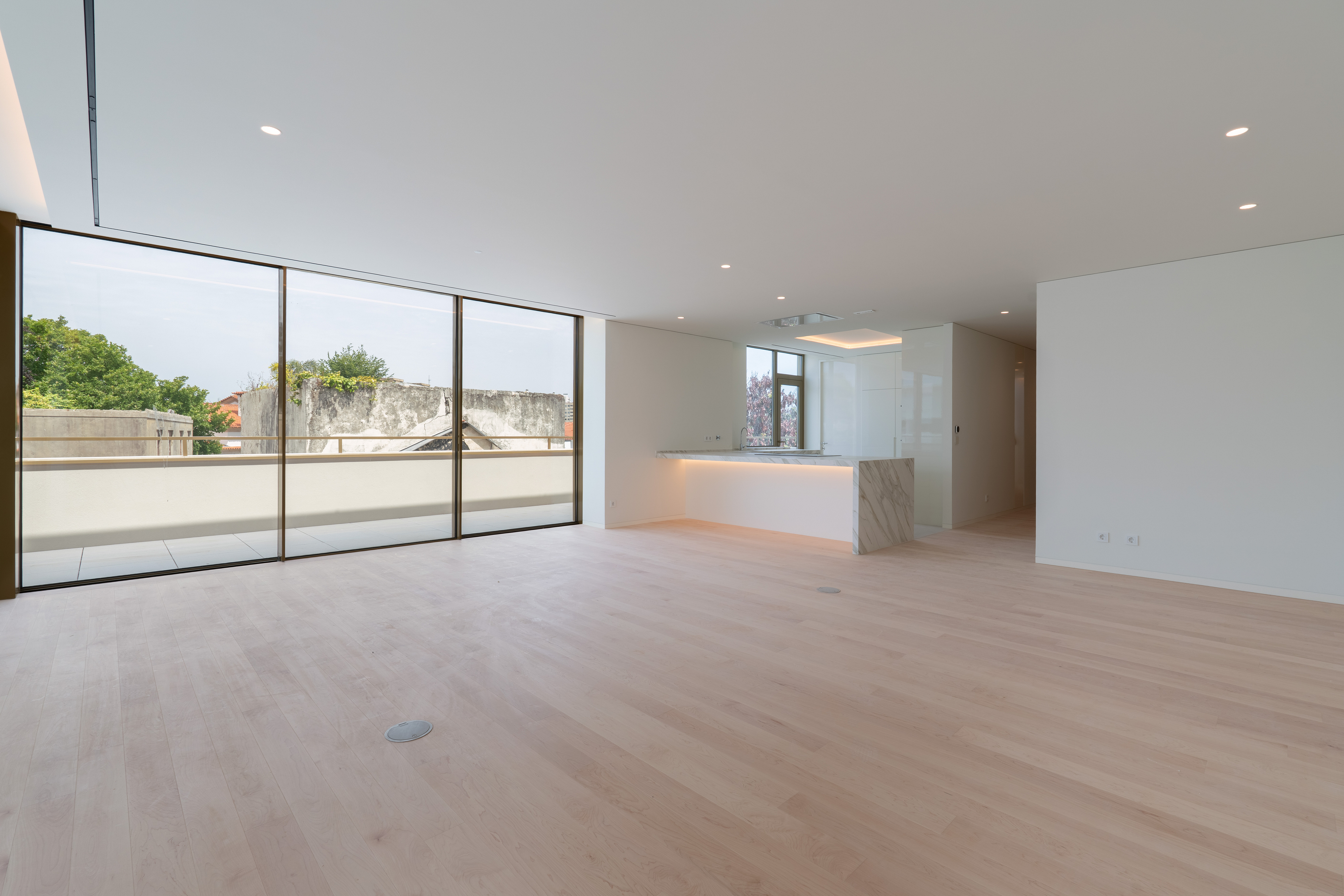Apartamento T4 junto à Avenida da Boavista