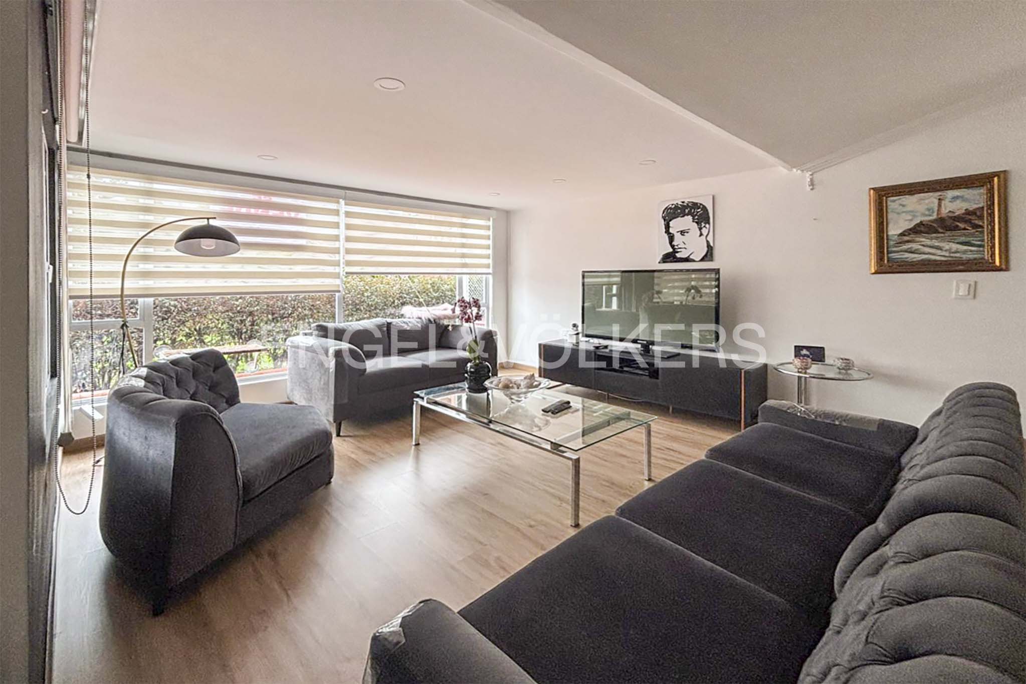 Casa remodelada en conjunto con jardines para venta en El Batán