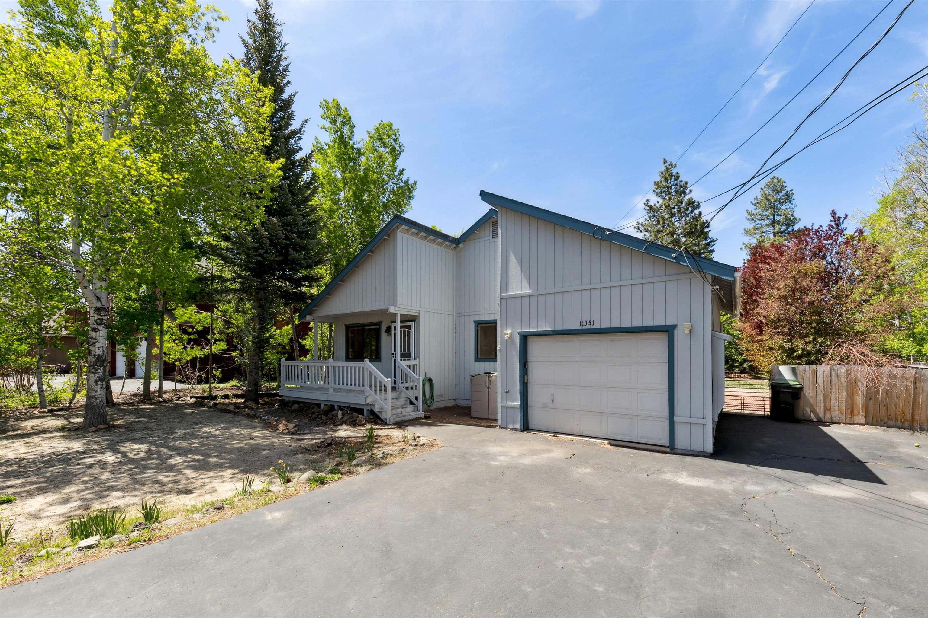Turnkey Home in One of the Best Neighborhoods in Truckee