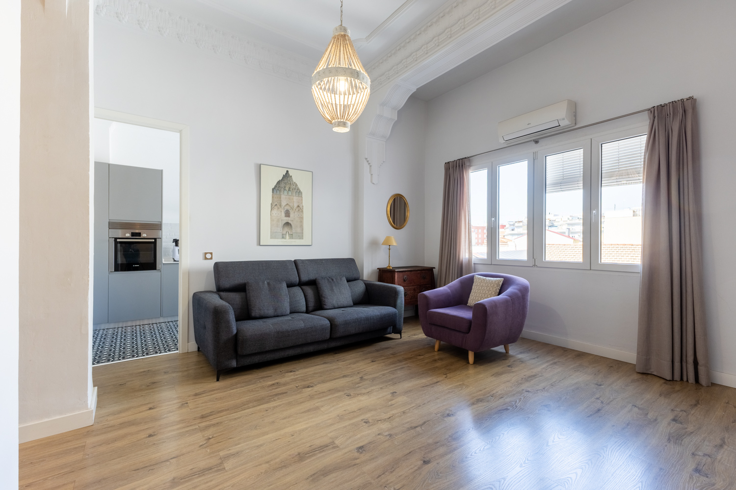 Exklusiv renovierte Wohnung an der Gran Vía Fernando el Católico