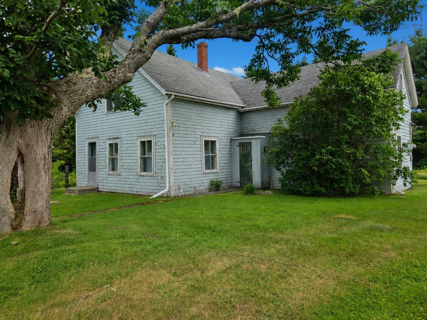 140 Year Old Home Awaits your Vision