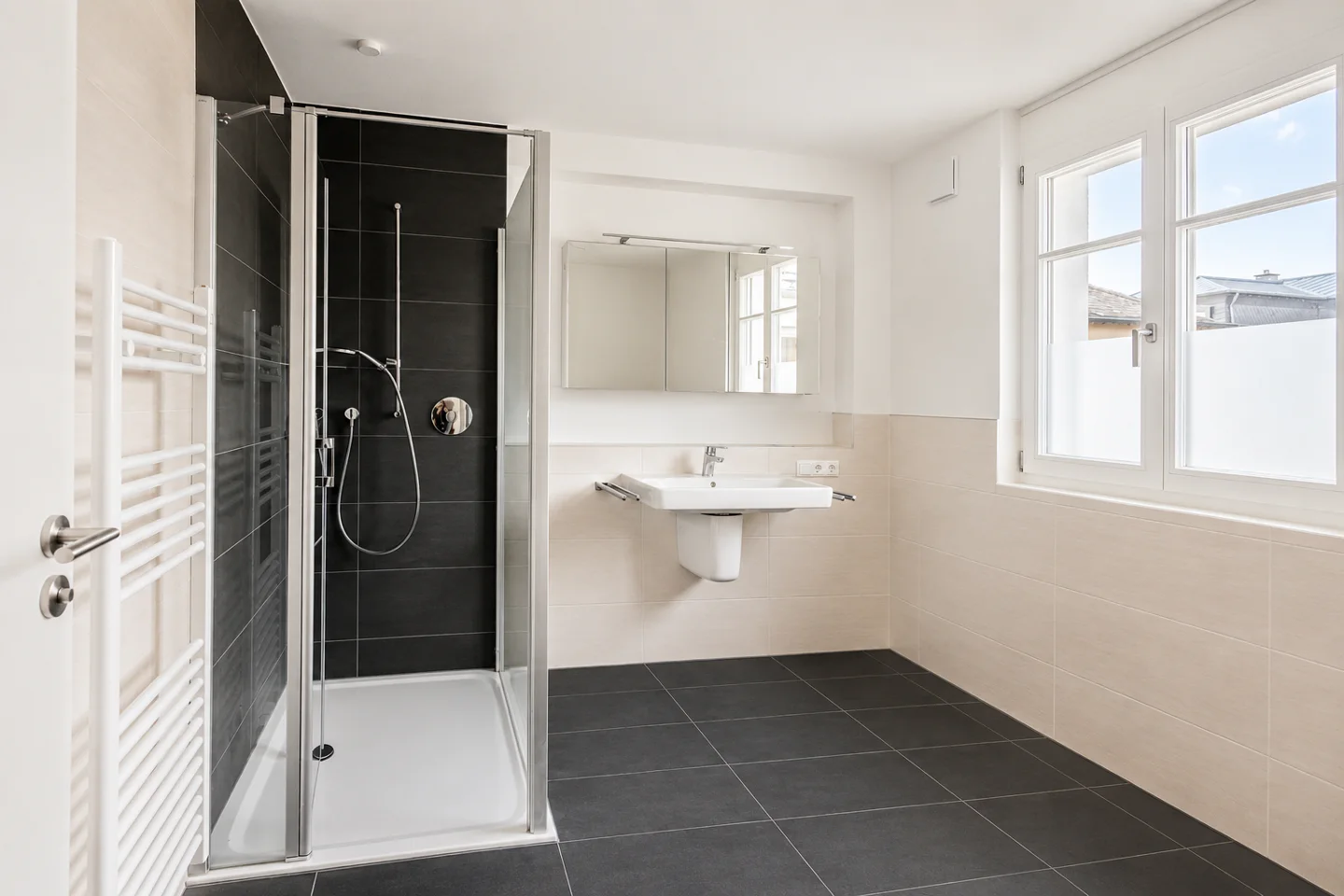 **RESERVIERT**Wohnen auf höchstem Niveau: Exklusive Neubauwohnung mit KfW-55-Standard und großer Süd-Terrasse! - Photo 4