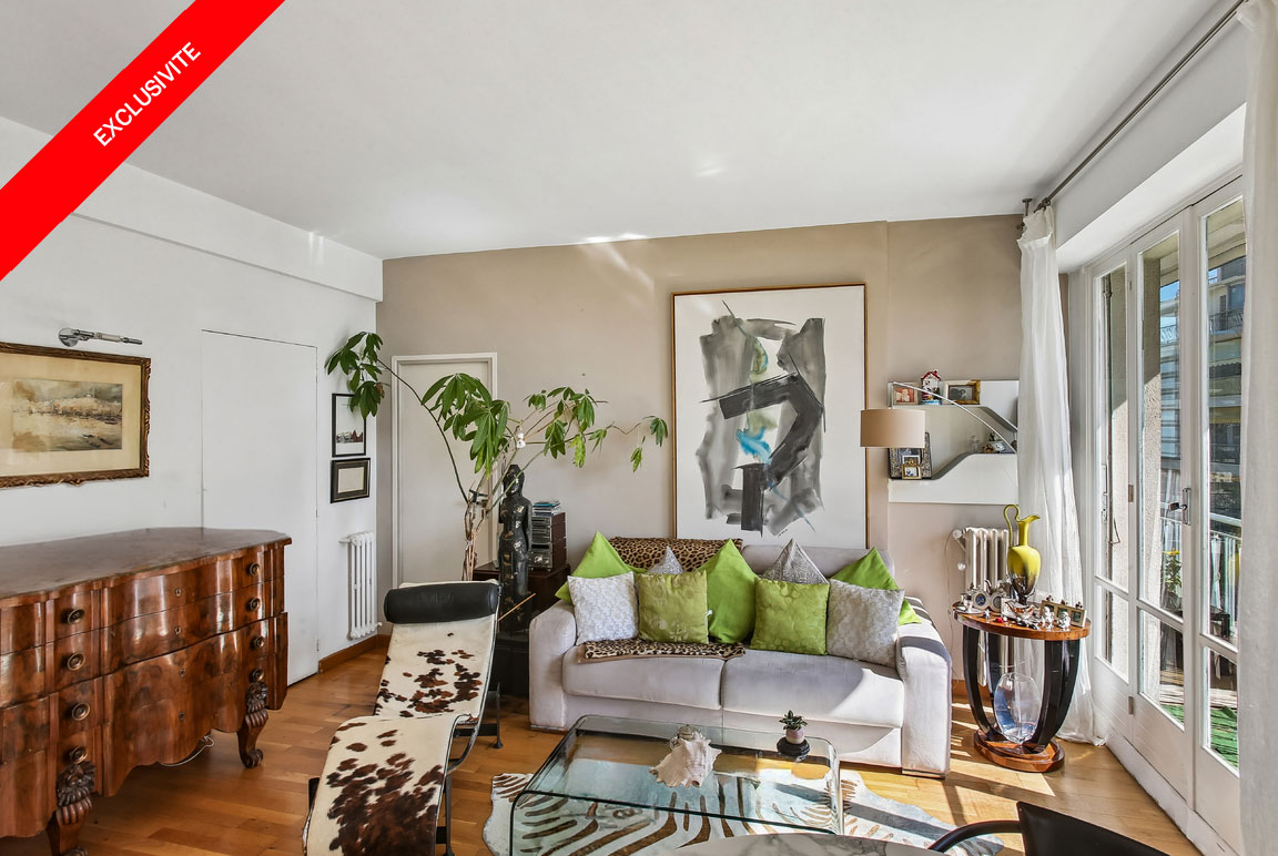 Beautiful one-bedroom apartment with sea view