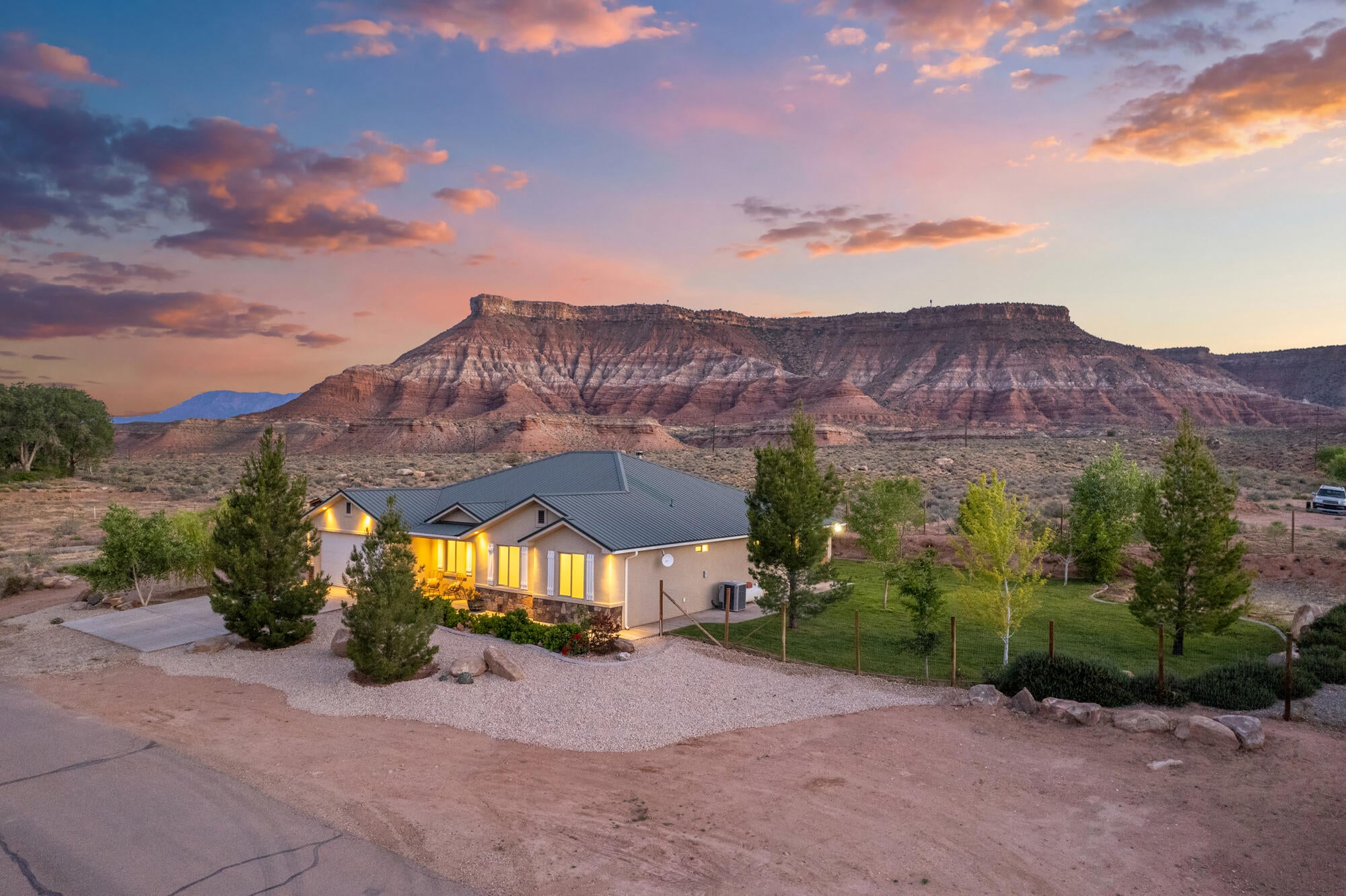 Red Rock Views and Adventure at your Doorstep