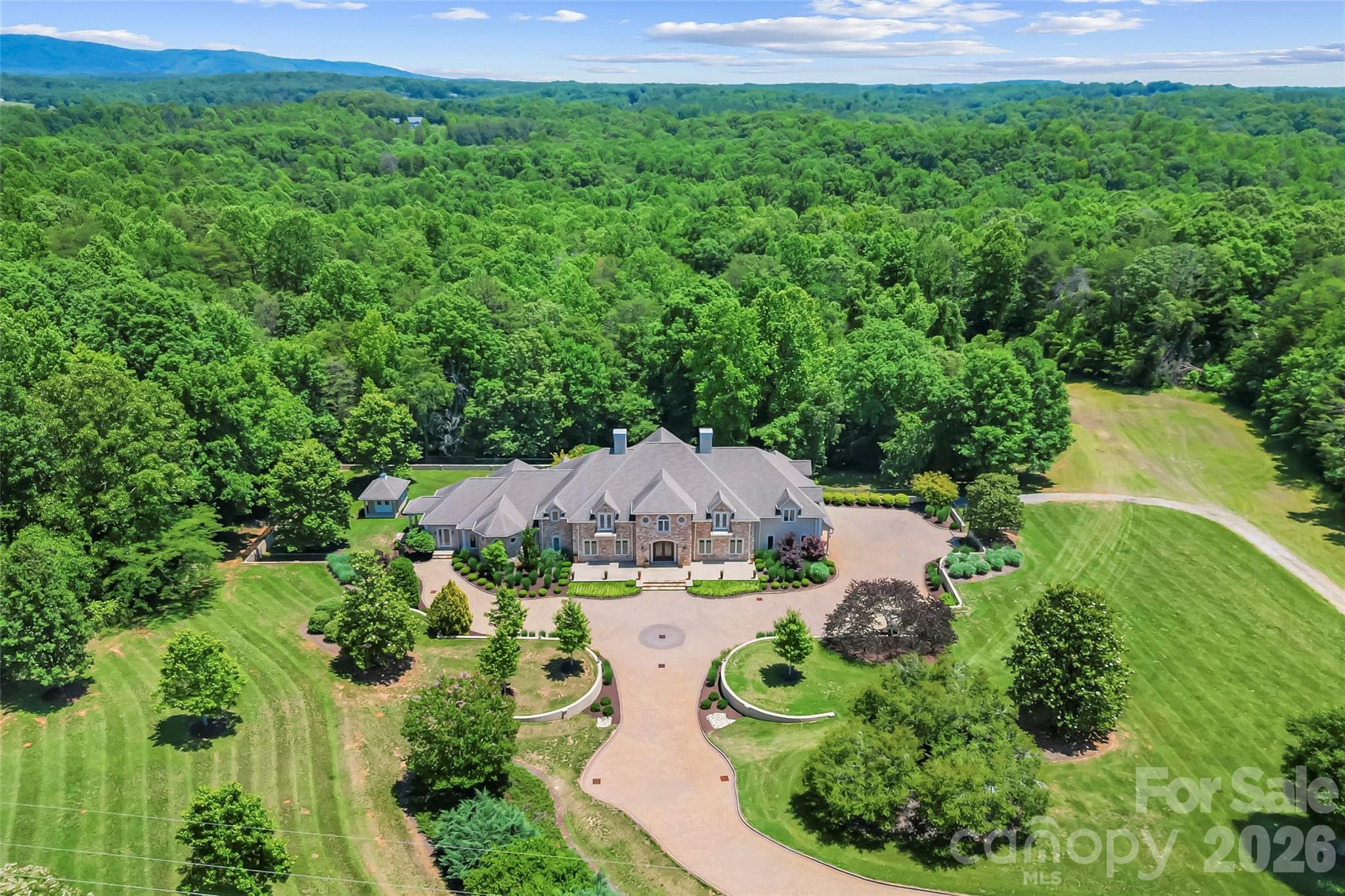 Private Luxury Retreat with Unmatched Craftsmanship