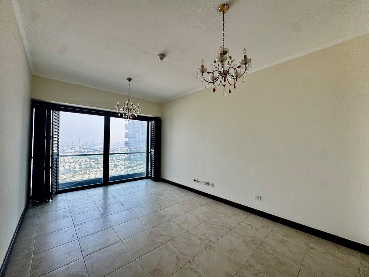 HIGH FLOOR I BIG BALCONY I SPACIOUS LAYOUT