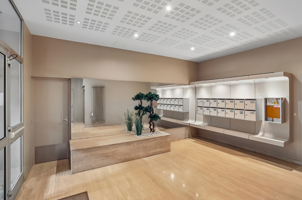 Elegant family apartment – Lyon 6th, Foch
