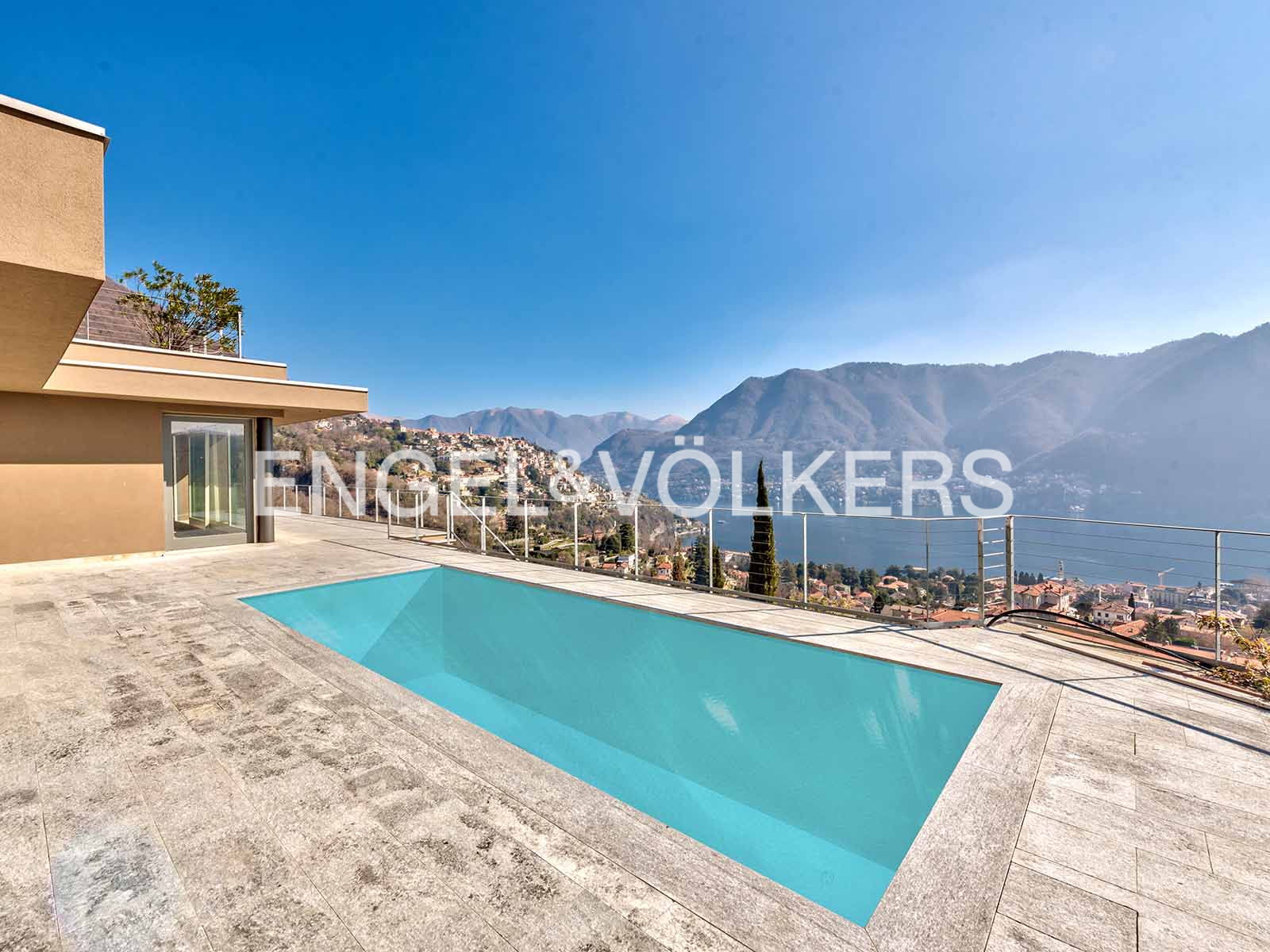 Exclusive Villa with pool and lake view (Villa A)