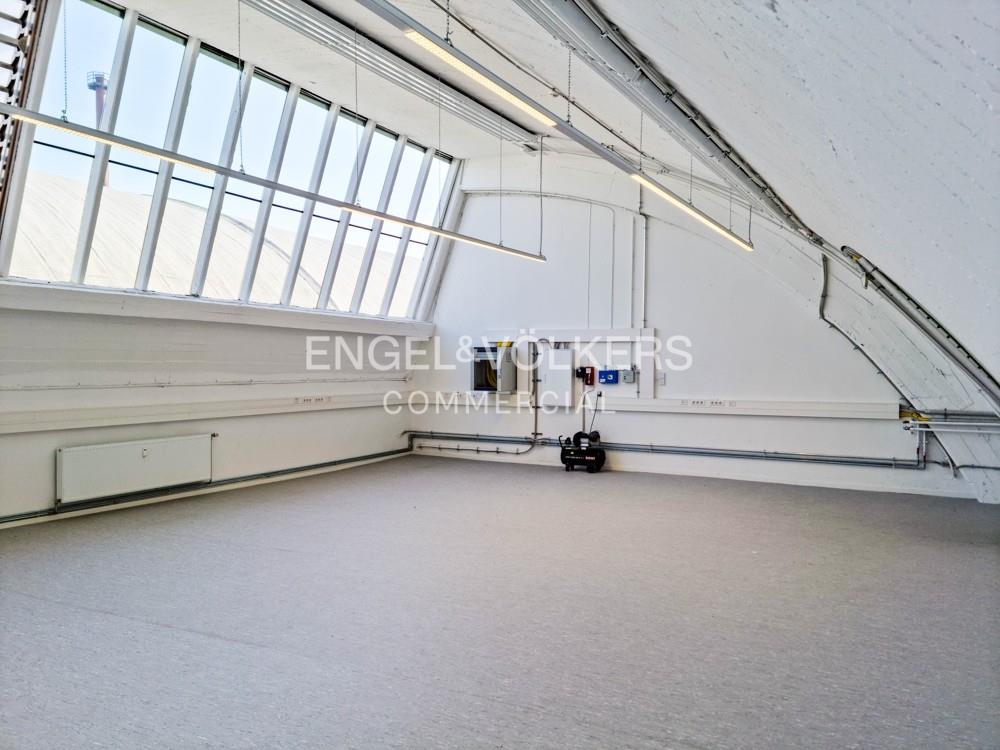 Büro in den ehemaligen Philips Werken sucht Mieter