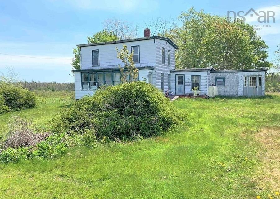 Diligent River family home with chalet & high-equity potent